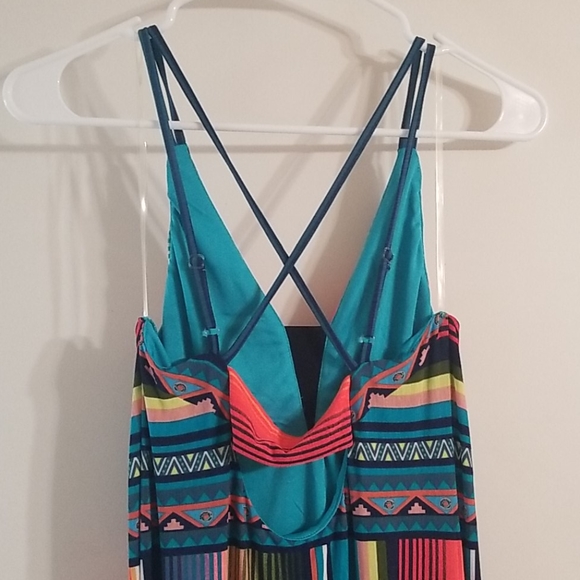 Colorful crossback maxi dress - Picture 3 of 8